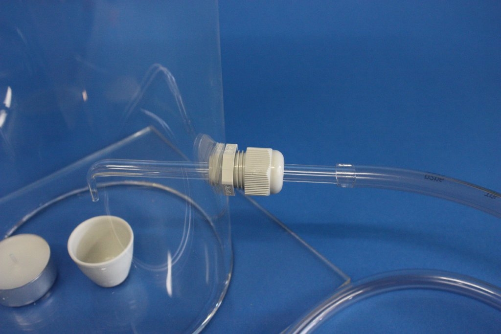 Plexiglas®-Silo für Staubexplosionen