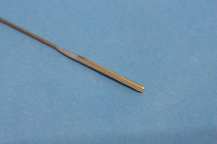Mikropulverspatel, 130 mm lang, 3 mm breit