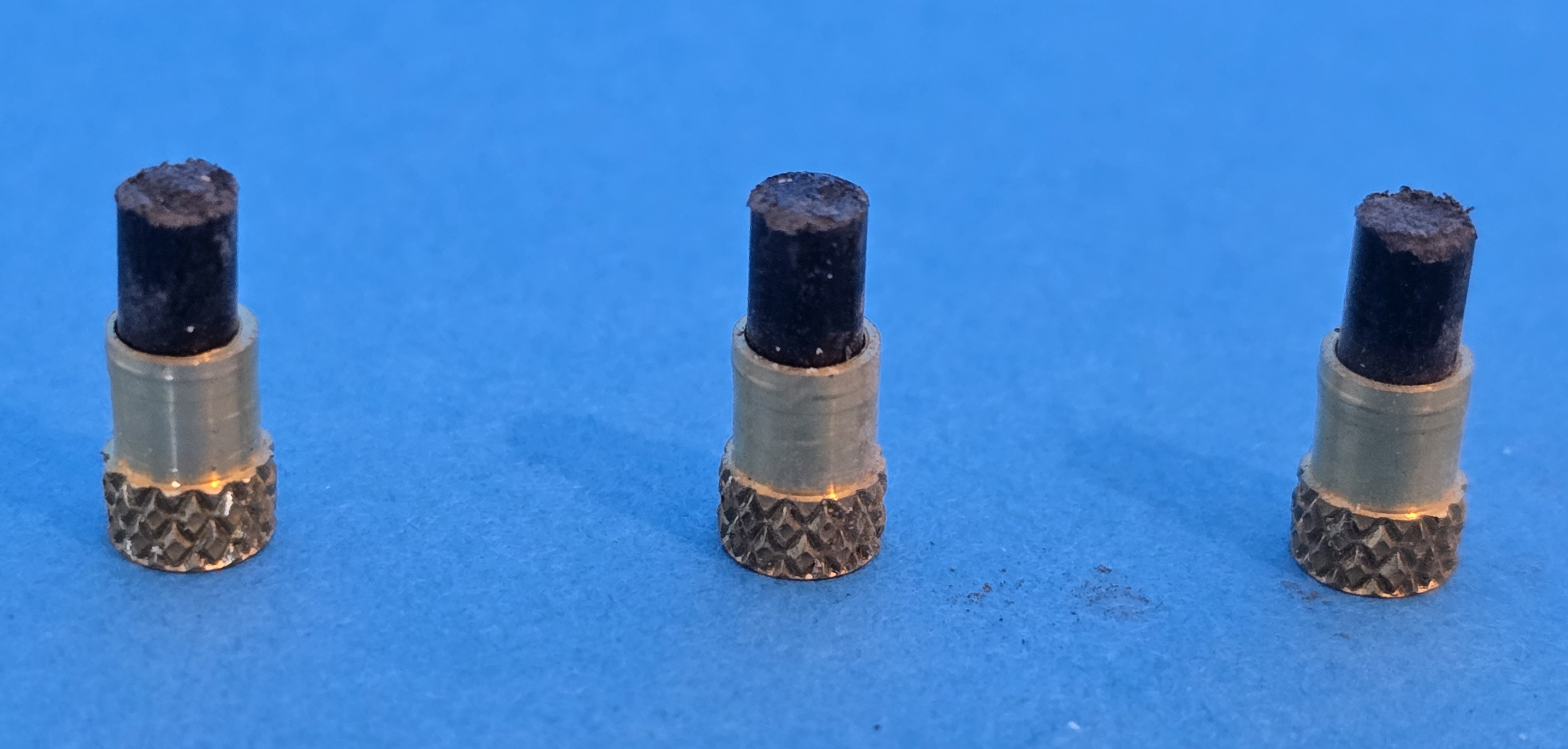 Zündsteine, 3 Stück, 3,6 x 8 mm für Pfannenanzünder Art.Nr. 210.590.50