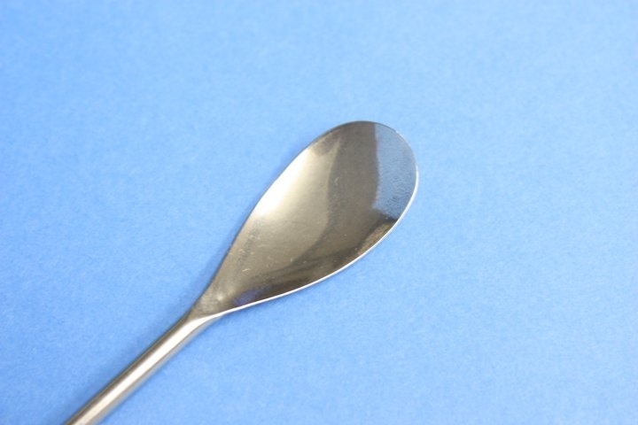 Löffelspatel, 210 mm lang,flacher Löffel, Löffelbreite 17 mm, Länge: 210 mm