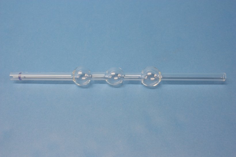 Kugelrohr aus Supremax mit drei Kugeln
