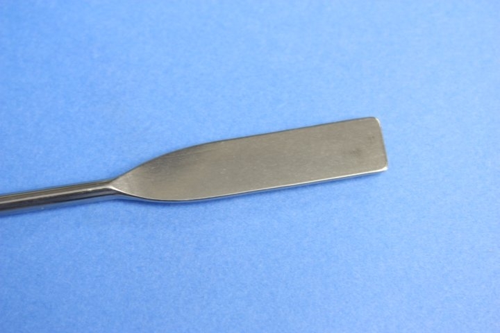 Löffelspatel, 150 mm lang, flacher Löffel, Löffelbreite 17 mm