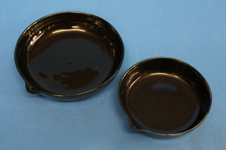 Abdampfschale aus Porzellan, schwarz, flache Form, 100 ml, 100 x 20 mm