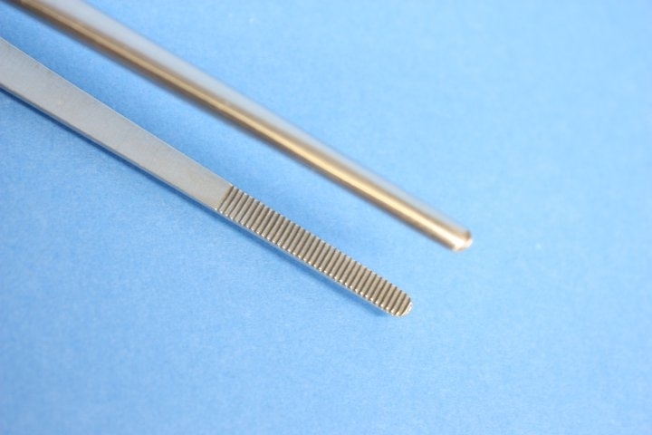Pinzette, gerade, mit stumpfer Spitze, 115 mm lang