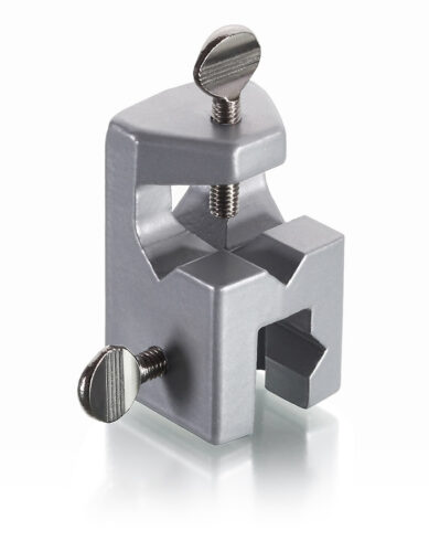 Universalmuffe ( Vierkantmuffe), aus Aluminium, Spannweite: 13,5 mm