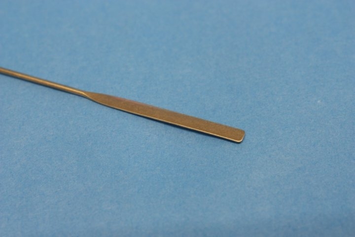 Mikropulverspatel, 130 mm lang, 3 mm breit