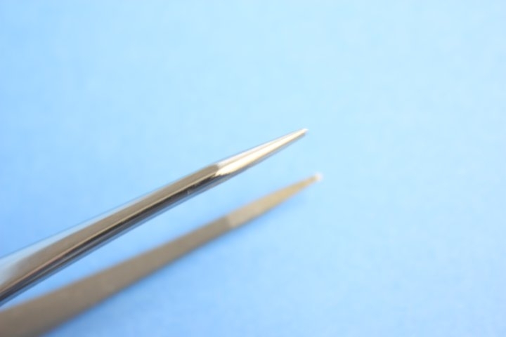 Pinzette gerade mit feiner Spitze, 105 mm lang