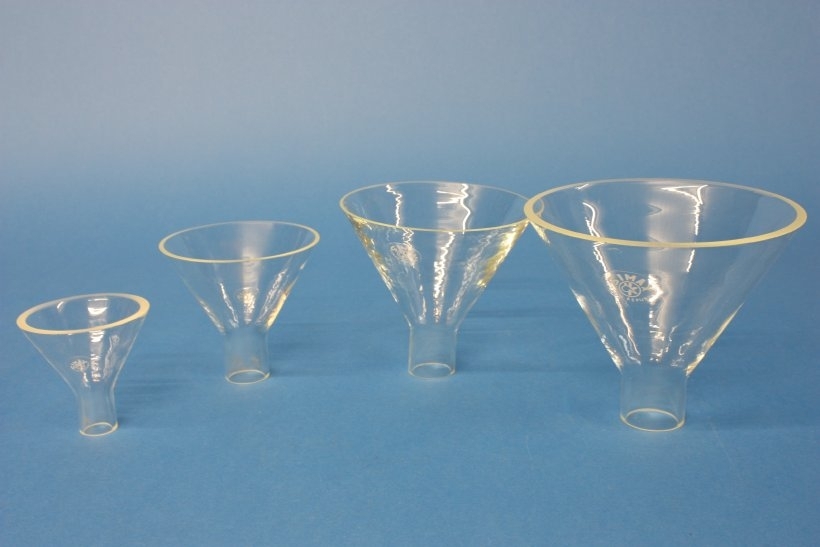 Pulvertrichter, Durchmesser 60 mm,( org.Simax )