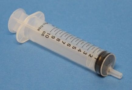 Kunststoffspritzen (Einmal-Spritze), 10 ml Inhalt, Luer, 3-Teilig aus Polyproylen