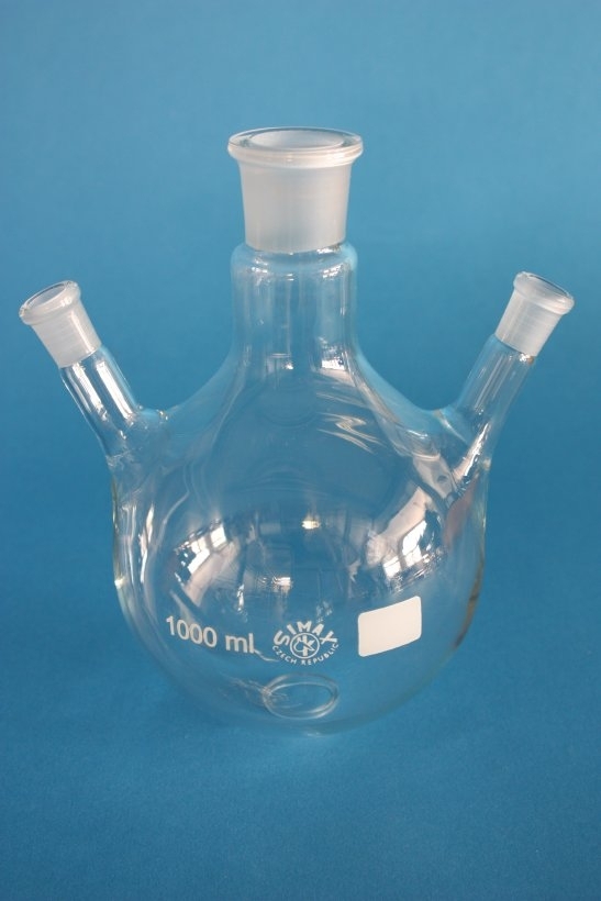 Dreihals-Rundkolben, 3000 ml, Mittelhals NS 29/32, schräge Seitenhälse NS 14/23, Boro.3.3