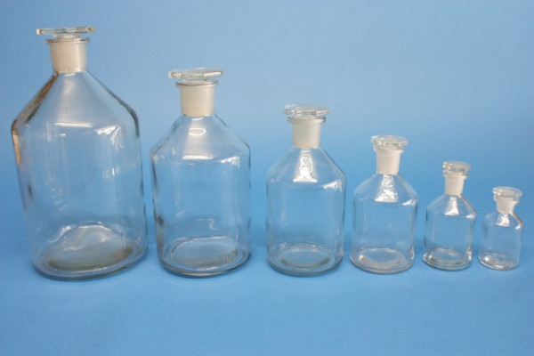 Steilbrustflasche, 500 ml, Enghals, klar, mit NS-Glasstopfen