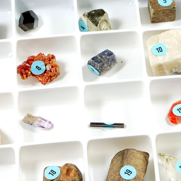 Natürliche Kristalle, Sammlung von 25 natürlichen Kristallen