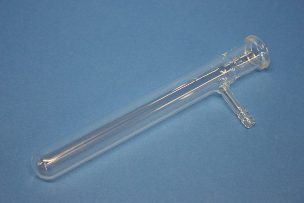 Reagenzglas, Boro. 3.3, SB 19 mit seitlichem Ansatz, 180 x 22 mm